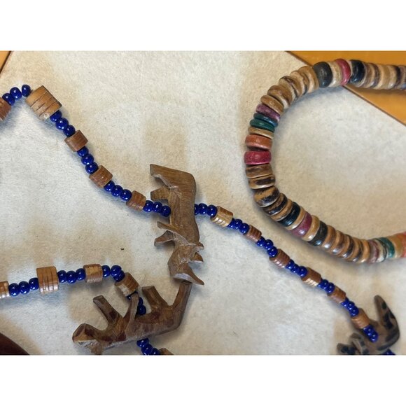 Lot Of Handmade Wooden & Beaded Animal-Themed Necklaces With Unique Pendant Acce - Picture 8 of 16